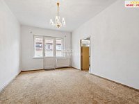Prodej bytu 3+1 se zahradou a parkovacím stáním, Říčany - 10