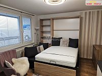 Pronájem bytu 1+kk/L , 34,2 m², Svídnická, Praha 8 – Troja - 2