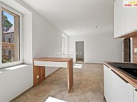 Pronájem bytu, 2+kk, 46 m2 s parkovacím stáním a společnou zahrádkou - 5