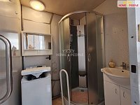 Pronájem bytu 4+1 s balkonem 84 m2 v K.Varech - 11