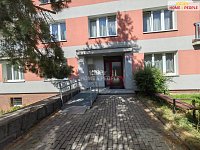 Pronájem bytu 4+1 s balkonem 84 m2 v K.Varech - 16
