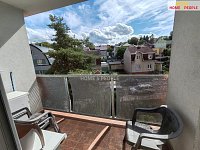 Pronájem bytu 4+1 s balkonem 84 m2 v K.Varech - 7