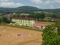 Jezdecký areál, stáje a pension Karlovy Vary - 6