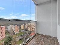 prodej slunného bytu 3+1 s lodžií a panoramatickým výhledem, Praha 8 – Troja,  75 m2, Hnězdenská ulice - 19