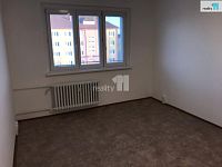 Pronájem bytu 2+1 s lodžií - 2