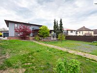 Prodej prostorného rodinného domu 432 m2, 7+kk s bazénem a zahradou, Praha – Královice - 6