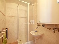 Chalupa nebo rodinný dům v Myslívě - 14