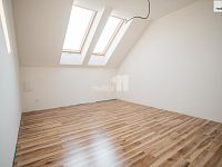 Prodej rodinného domu 125 m², pozemek 266 m² V Průhonu, Zvěřínek - 9