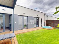 PRONÁJEM řadový rodinný dům 5+kk, 136m2, ulice Manželů Dostálových, Praha, Hostavice - 28