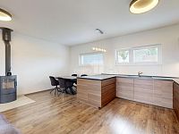 PRONÁJEM řadový rodinný dům 5+kk, 136m2, ulice Manželů Dostálových, Praha, Hostavice - 3