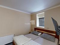 Prodej penzionu, kapacita 22 lůžek, velmi dobrý stav, Loučná pod Klínovcem - 15