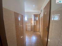 Komerční prostor o rozloze 185m2 - 6