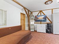 Prodej rodinné usedlosti 5+kk, 219 m2 Soběslavice - Padařovice, pozemky 19657 m2 - 20