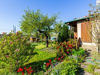 Prodej chaty, 18 m2 a zahrady 418 m2 - 2