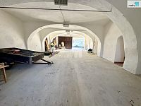 Pronájem obchodních prostor - 7