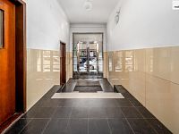 Prodej pěkného bytu 3+1 s možností parkování, Letná, Praha 7 - 17