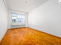 Prodej pěkného bytu 3+1 s možností parkování, Letná, Praha 7 - 4