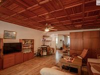 Velký obytný dům v centru Žebráku - 15