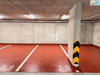 Pronájem garážového stání, 13 m², Zimova, Praha 4  - 2