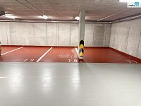 Pronájem garážového stání, 13 m², Zimova, Praha 4  - 5