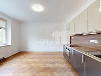Prodej bytové jednotky 3+kk, 68m2, ulice Nádražní, Pelhřimov - 2
