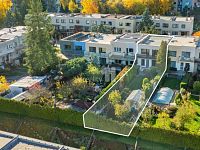 Rodinný řadový dům se zahradou u Milíčovského lesa, Praha 4 – Háje