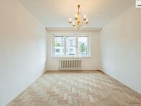 Rodinný řadový dům se zahradou u Milíčovského lesa, Praha 4 – Háje - 15