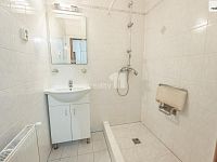 Rodinný řadový dům se zahradou u Milíčovského lesa, Praha 4 – Háje - 22