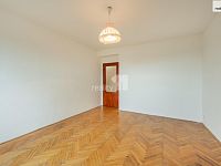 Rodinný řadový dům se zahradou u Milíčovského lesa, Praha 4 – Háje - 9