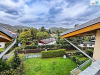 Prodej apartmán 2+1, 61 m2, Slapy - výhled z lodžie