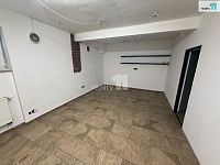 Pronájem komerčních prostor 297m2, Husova, Humpolec - 14