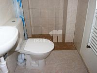 prodej činžovního domu v Ostravě - 9