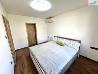 Pronájem domu 4+kk, 170 m2, po rekonstrukci, terasa, krásná zahrada, Buš  - 12