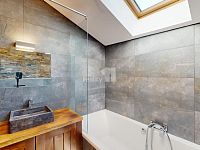 Prodej moderního rodinného domu 4+kk/T, 140 m2, pěkná zahrada, garáž, Kralupy nad Vltavou - Zeměchy - 16