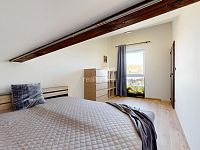 Prodej moderního rodinného domu 4+kk/T, 140 m2, pěkná zahrada, garáž, Kralupy nad Vltavou - Zeměchy - 18