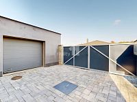 Prodej moderního rodinného domu 4+kk/T, 140 m2, pěkná zahrada, garáž, Kralupy nad Vltavou - Zeměchy - 23