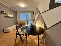 Byt 2kk/L, 53 m2 s parkovacím stáním v Praze 4, Modřany