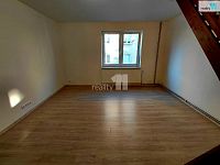 Pronájem bytu 2+1 v Aši - 8