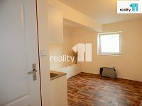 1kk, 20 m2 v Praze 9 ul. Českobrodská