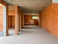 Prodej rozestavěného rodinného domu, užitná plocha 383m2, pozemek 1023m2, Štoky, Havlíčkův Brod - 11