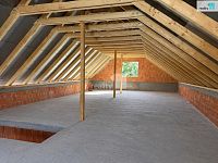 Prodej rozestavěného rodinného domu, užitná plocha 383m2, pozemek 1023m2, Štoky, Havlíčkův Brod - 12