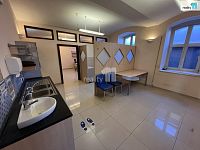 Pronájem obchodního prostoru 147m2 - 9