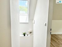 RD 3+kk s terasou a zahradou v Praze 6 - Dejvice - 12