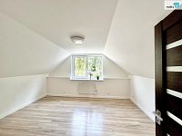 RD 3+kk s terasou a zahradou v Praze 6 - Dejvice - 14