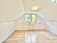 RD 3+kk s terasou a zahradou v Praze 6 - Dejvice - 15