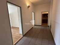 Pronájem kanceláře, Náchod, Masarykovo náměstí - chodba