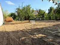 Rodinný dům se zahradou a garáží - 18