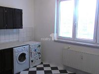 prodej bytu v os. vl. 3+1 80 m2, s balkónem, Šafaříkova ul. - 3