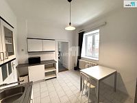 Pronájem 1+1/B, 49 m2, cihla, zařízený, Praha 8 Kobylisy  - 4