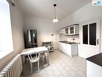 Pronájem 1+1/B, 49 m2, cihla, zařízený, Praha 8 Kobylisy  - 5